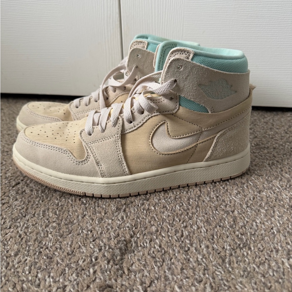 Nike Jordan Mid’s